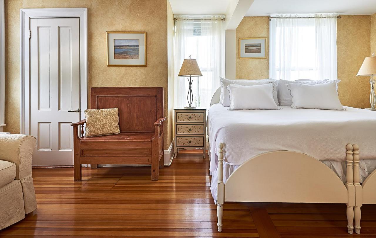 Cliff Lodge Nantucket Exterior foto