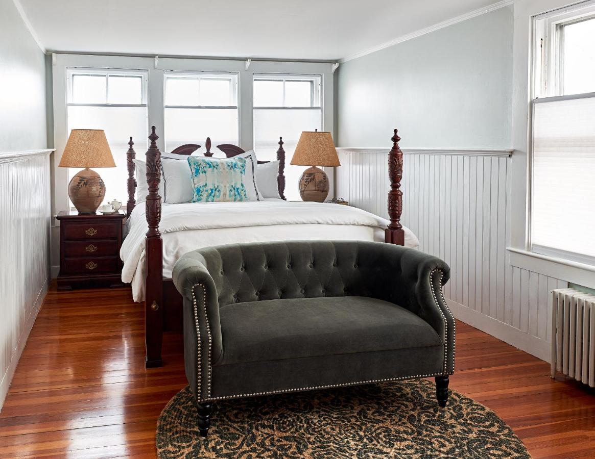 Cliff Lodge Nantucket Exterior foto