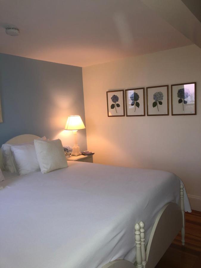 Cliff Lodge Nantucket Exterior foto