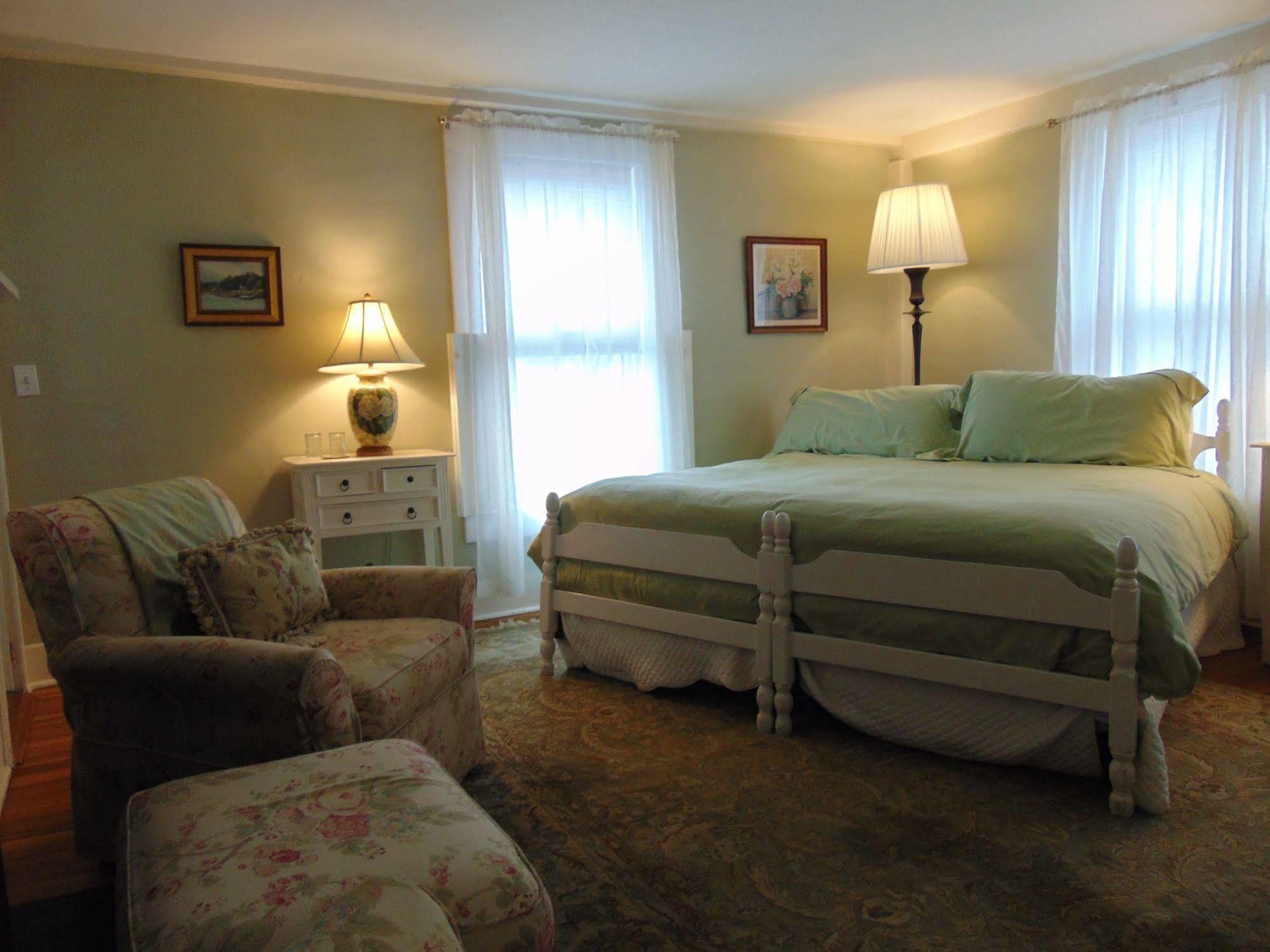 Cliff Lodge Nantucket Exterior foto
